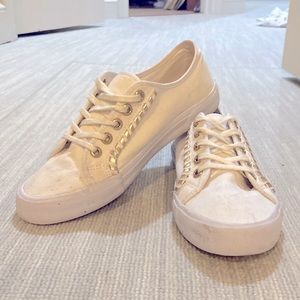 Jack Rogers Textile Carter Sneakers w/ metallic whipstitch detail. White. 5.5.